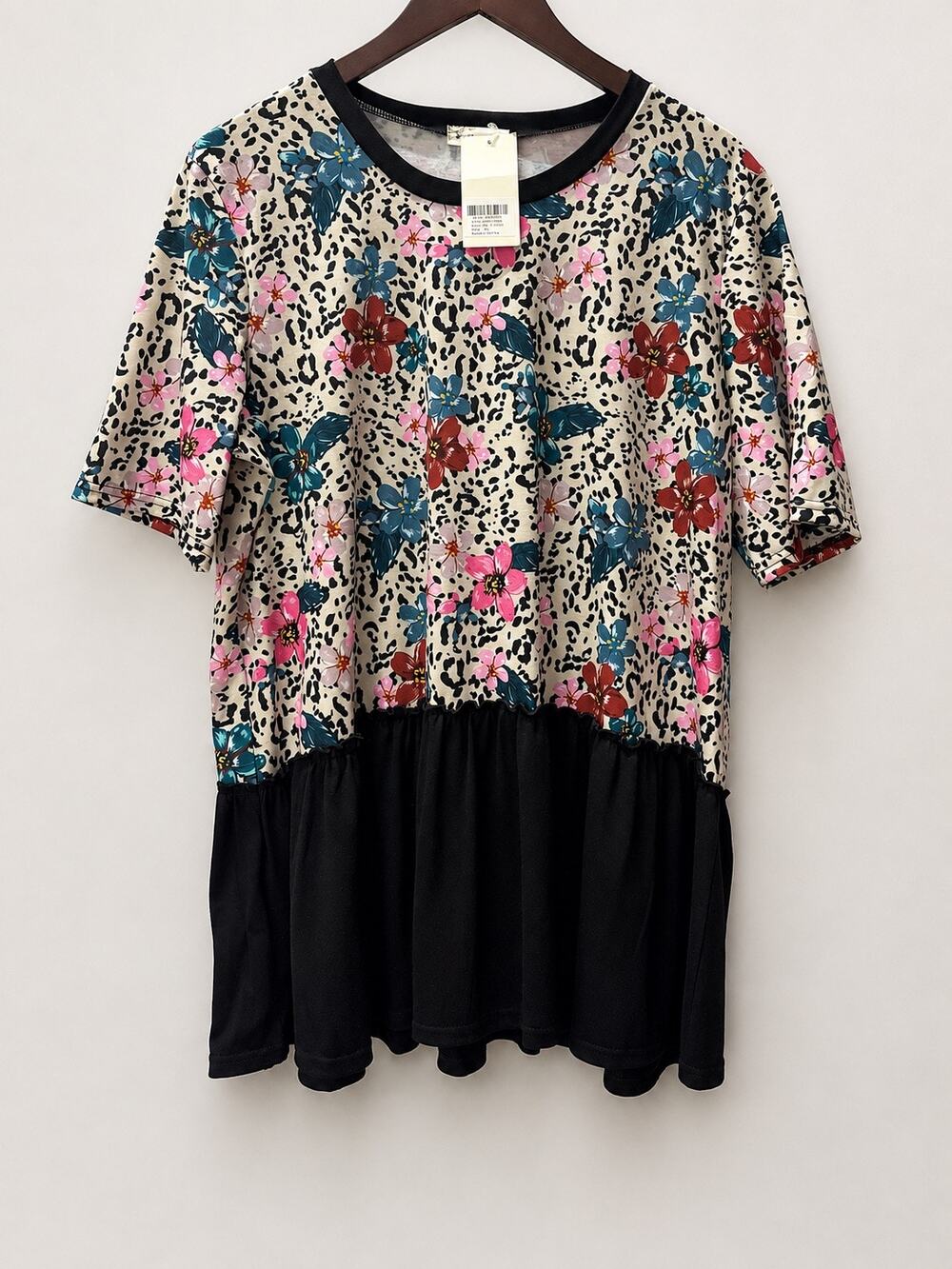 NWT Southern Stitch XL Floral Leopard Babydoll Tunic Top Black Tier Stretch